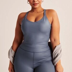 Abercrombie & Fitch Sheen V-Neck Cropped Racerback Tank Top Blue Size Small